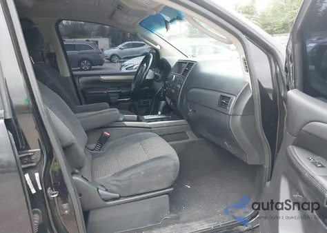 2011 Nissan Armada Sv z USA, uszkodzony, nr VIN 5N1AA0NC9BN601087